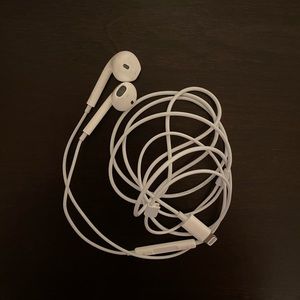 Apple EarPods
